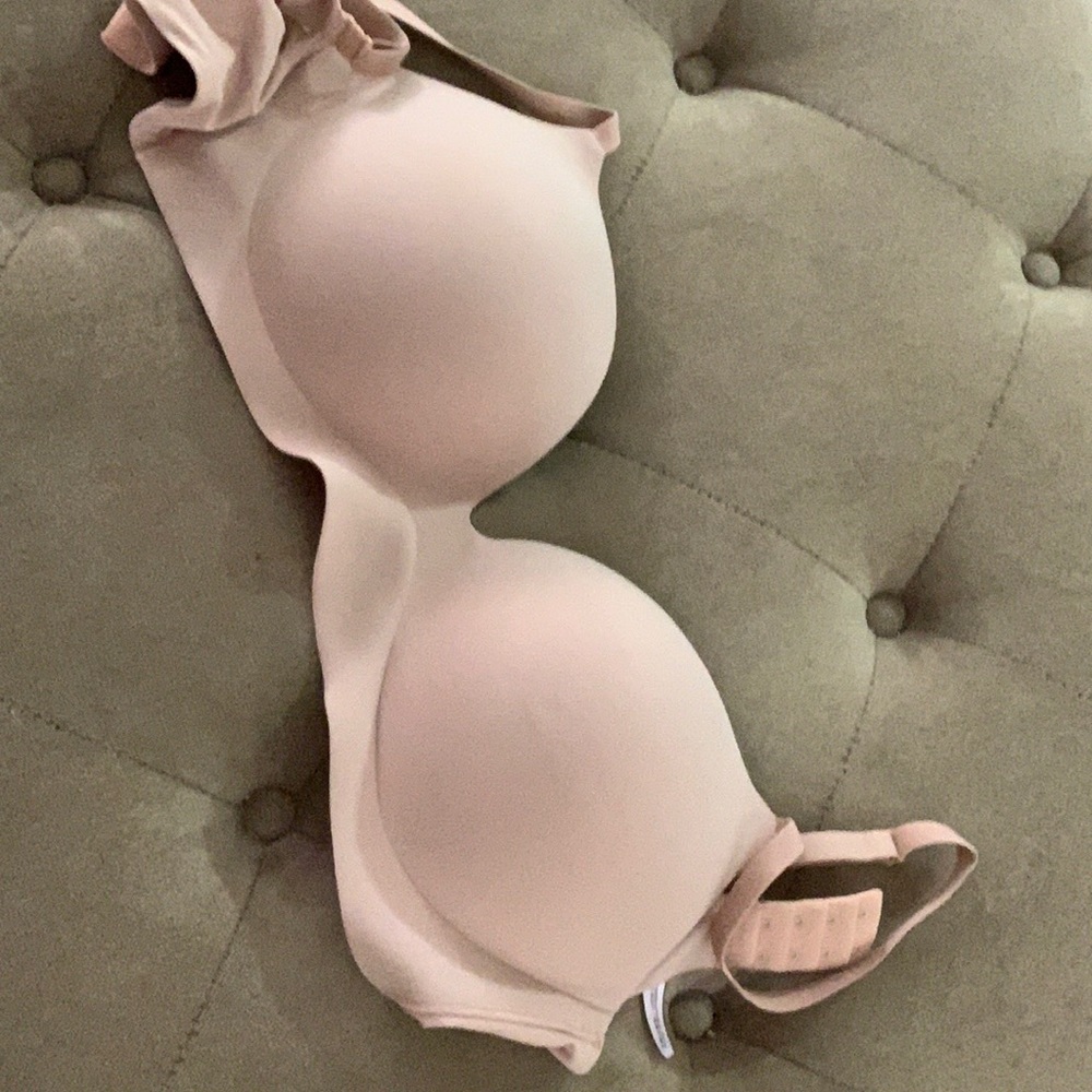 Victoria’s Secret incredible push-up